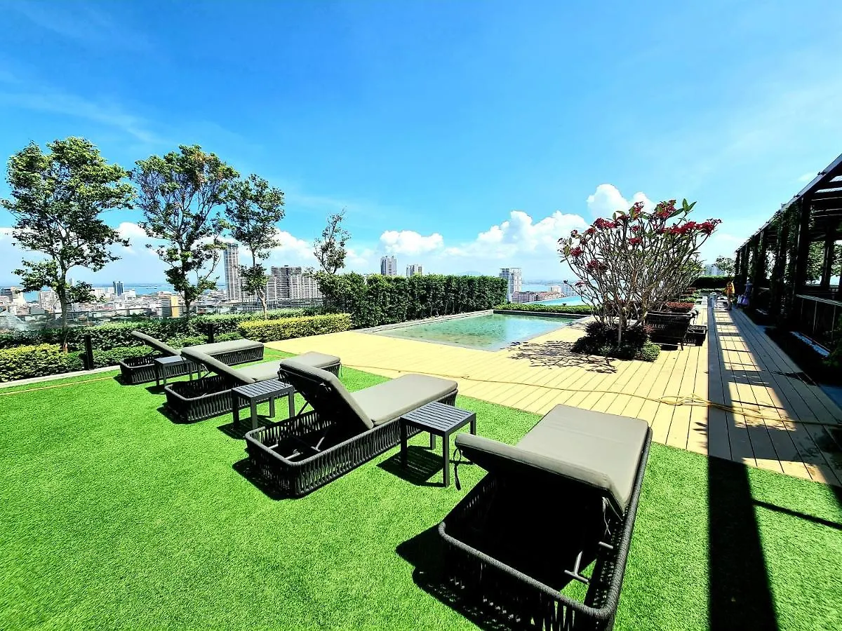 Beacon Executive Suite - Skypool Penang View George Town