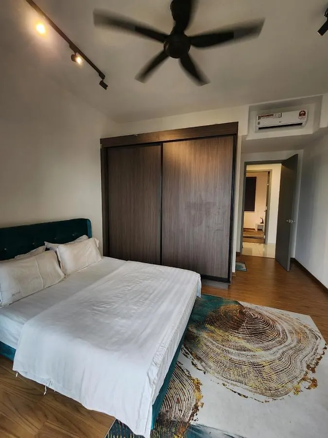 Beacon Executive Suite - Skypool Penang View George Town 0*,  Malaysia