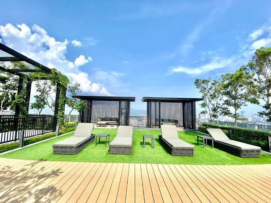 Beacon Executive Suite - Skypool Penang View George Town