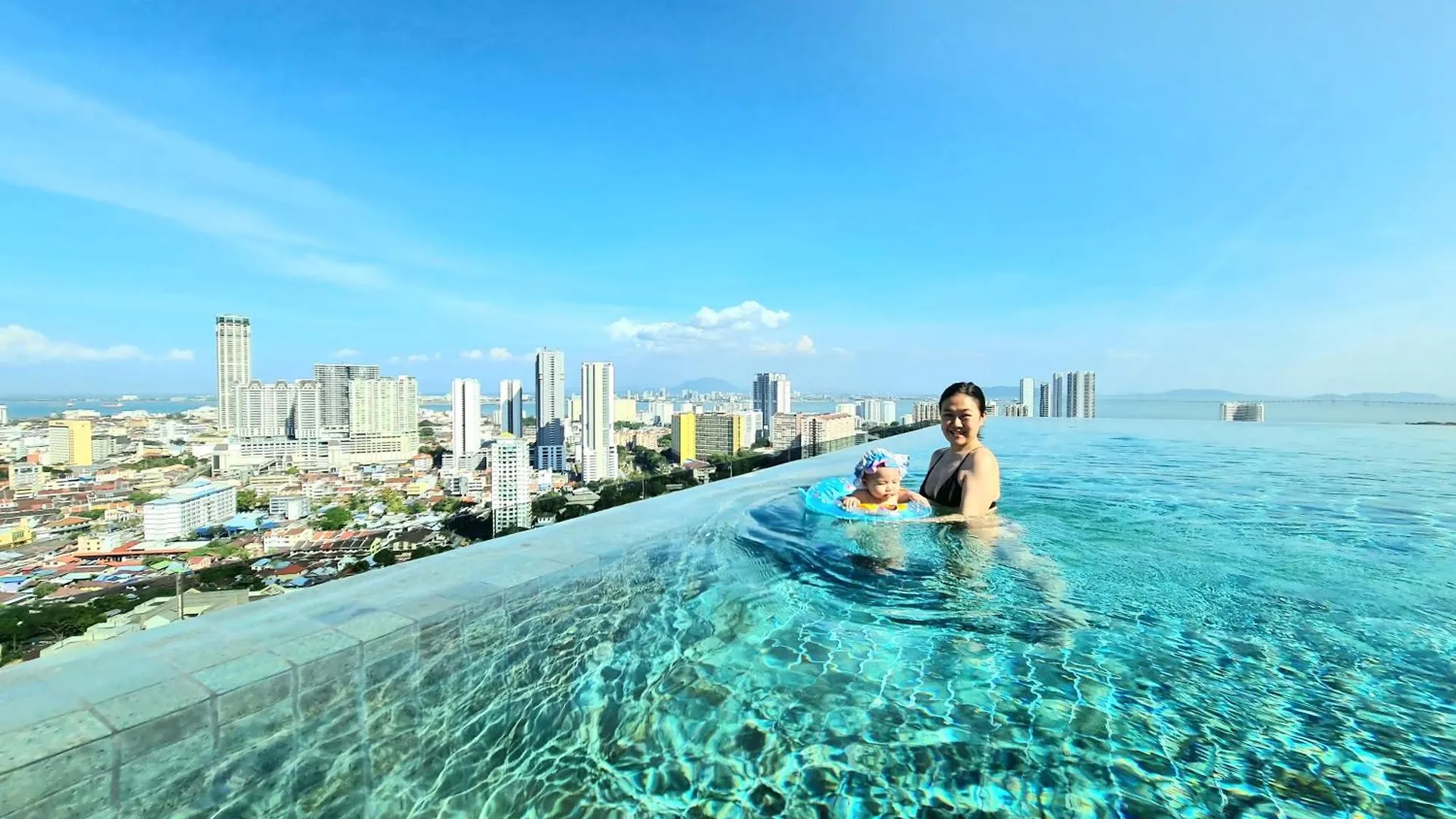 Beacon Executive Suite - Skypool Penang View George Town Apartment